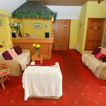 Cottage Heights B&B Castletownbere Dış mekan fotoğraf