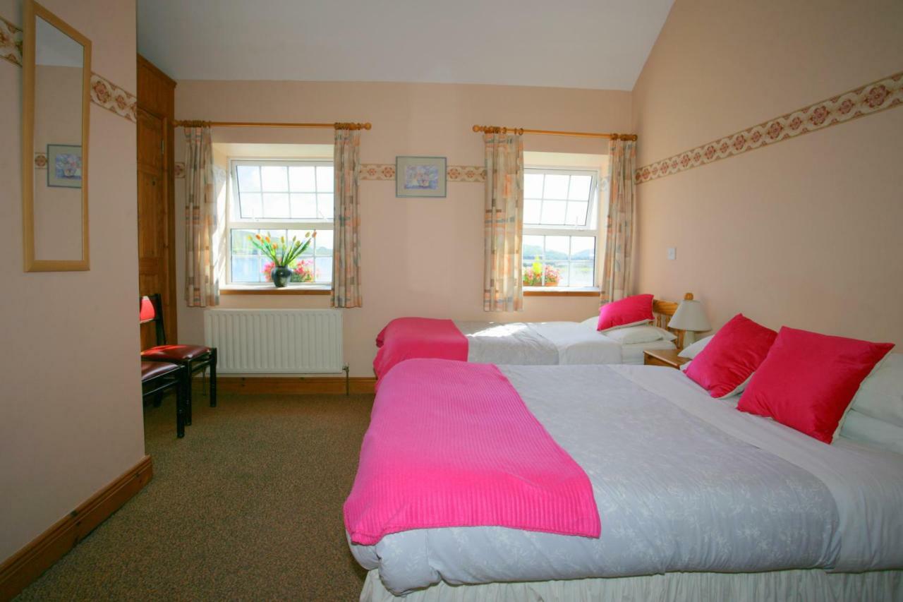 Cottage Heights B&B Castletownbere Dış mekan fotoğraf