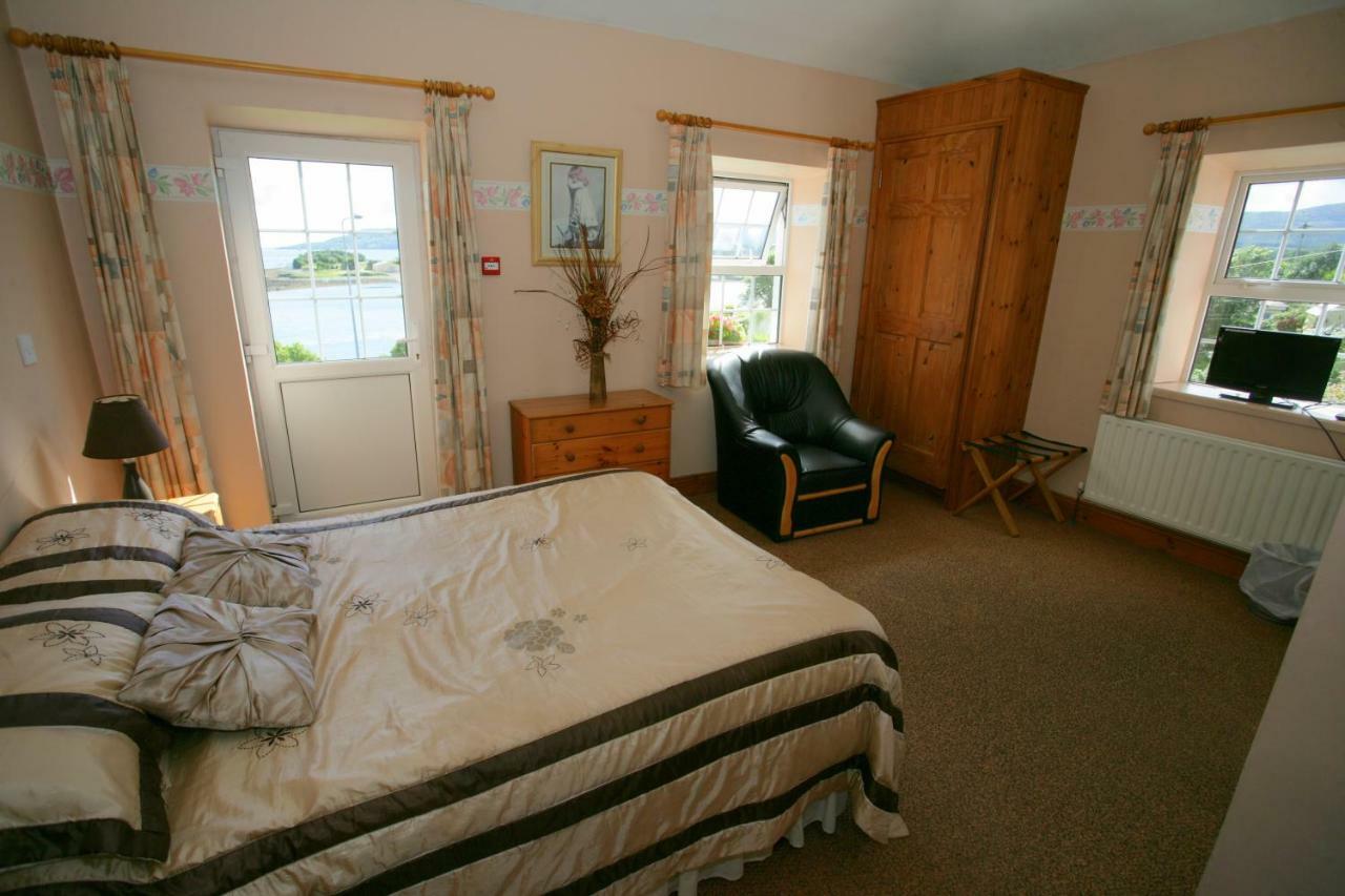 Cottage Heights B&B Castletownbere Dış mekan fotoğraf