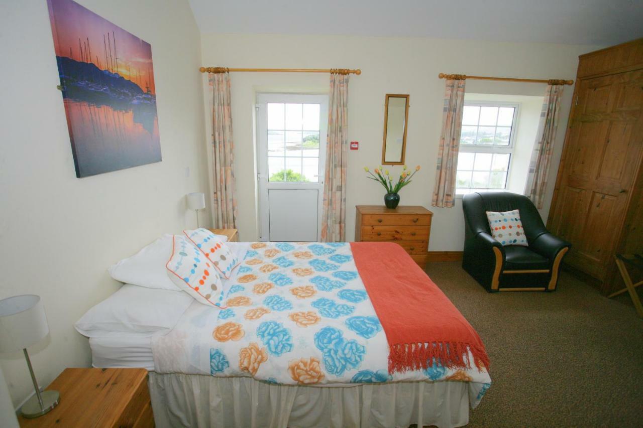 Cottage Heights B&B Castletownbere Dış mekan fotoğraf